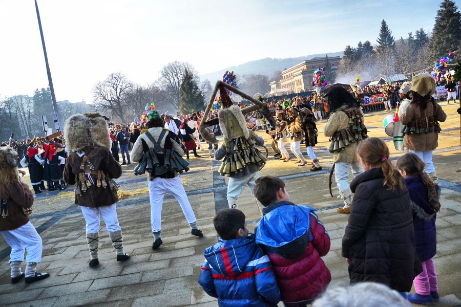 Kukeri_Surva2016